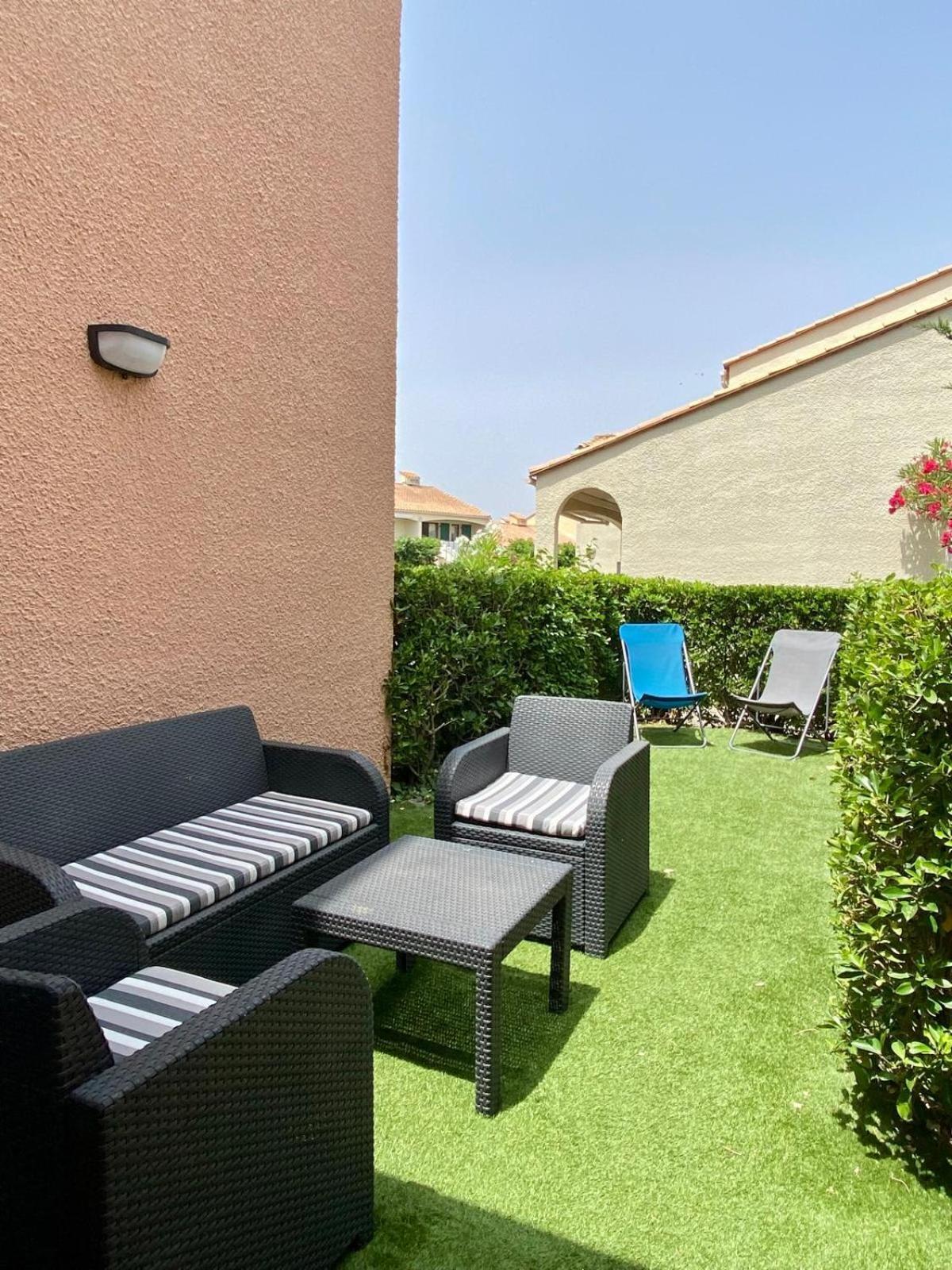 Superbe Appartement T2 En Residence Avec Piscine Saint-Cyprien  Luaran gambar